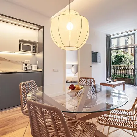 Happy Apartment