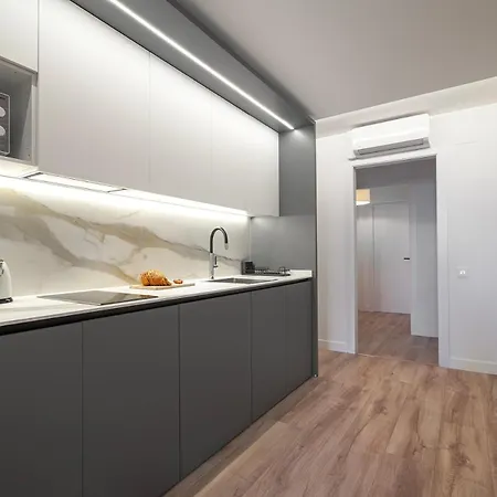 Happy Apartment *