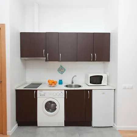 해피 아파트먼트 아파트