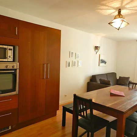 아파트 해피 아파트먼트 *